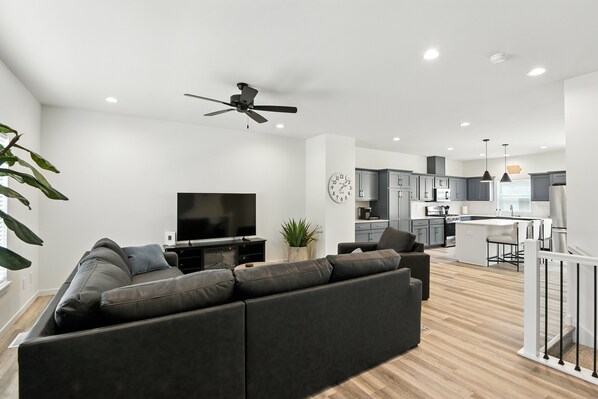 Residenza, 3 camere da letto | Area soggiorno | Smart TV, servizi in streaming