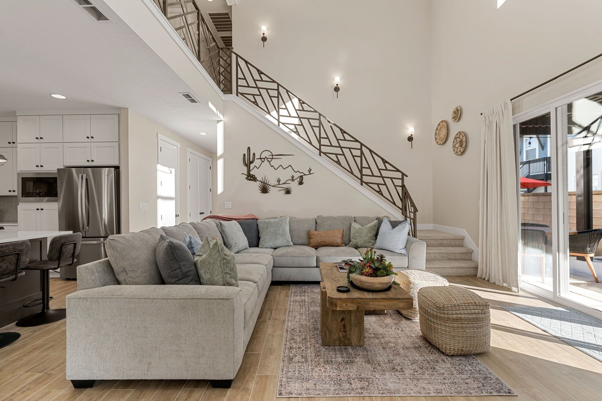Casa, 6 habitaciones | Zona de estar | Una Smart TV