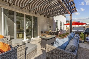 Maison, 6 chambres | Restauration extérieure