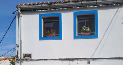 Apartment 'La Manchega' with Mountain Views, Wi-Fi and Air Conditioning