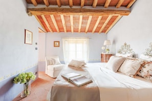 4 عدّة غرف نوم