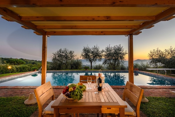 4 عدّة غرف نوم