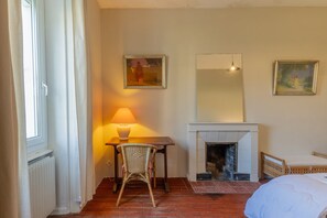 1 habitación, wifi y ropa de cama 