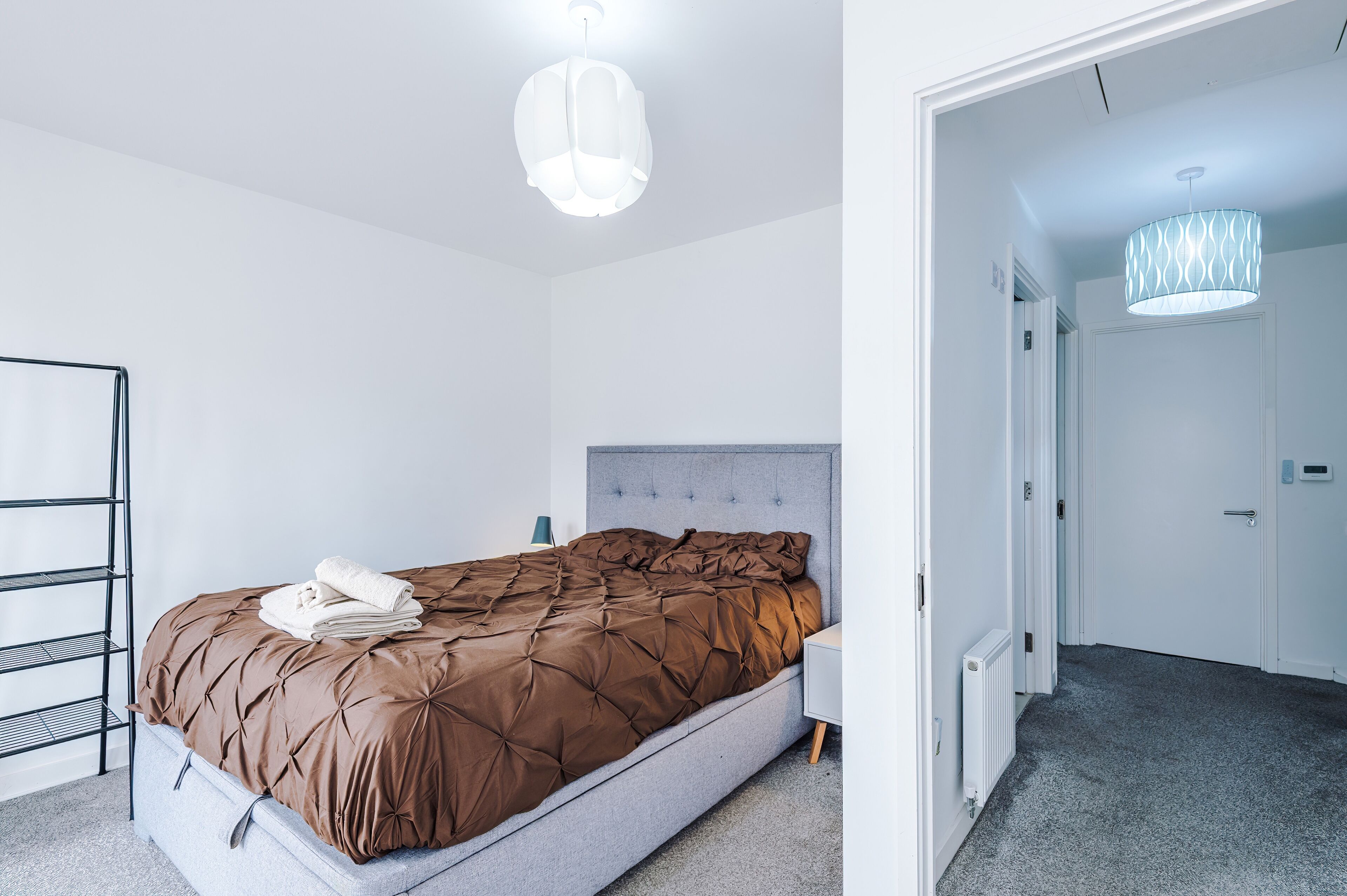 2 kamar tidur, Wi-Fi gratis, dan seprai linen