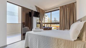 Comfort Twin Room, Partial Sea View