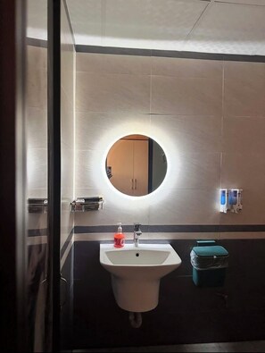 Standard Room | Free WiFi