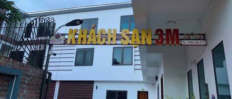 Fachada de la propiedad