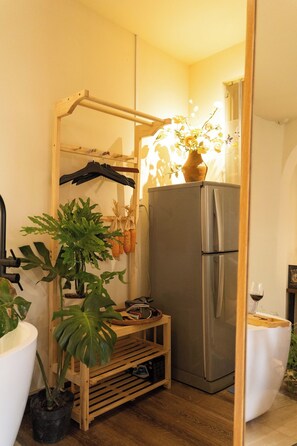 Bureau, Wi-Fi gratuit, draps fournis