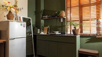 Luxury Room | Desk, free WiFi, bed sheets