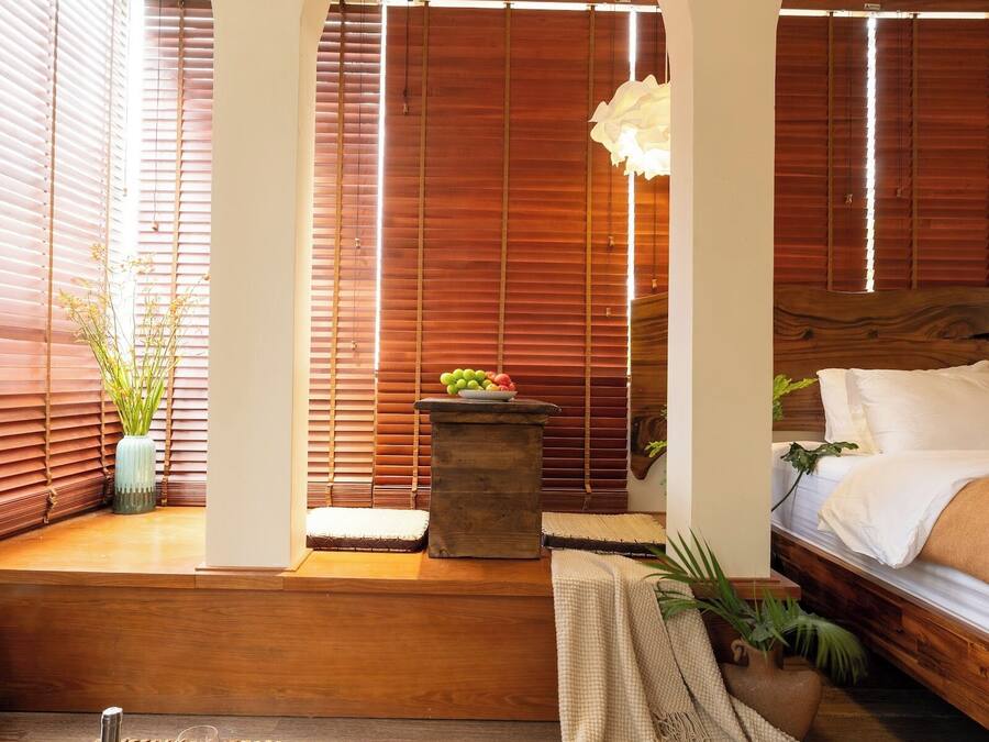 Habitación superior | Escritorio, wifi gratis y ropa de cama