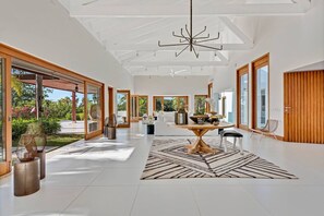 6 bedrooms, Internet
