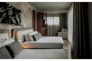 5 bedrooms, internet, bed sheets