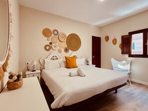 2 bedrooms, iron/ironing board