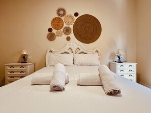 2 bedrooms, iron/ironing board