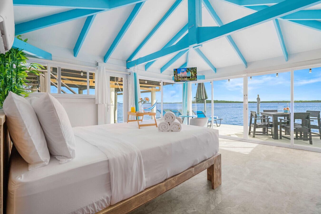 2 Schlafzimmer, Schreibtisch, Reisekinderbett, kostenloses WLAN