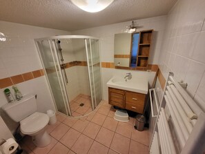 Douche, séchoir à cheveux