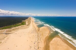Vlak bij het strand