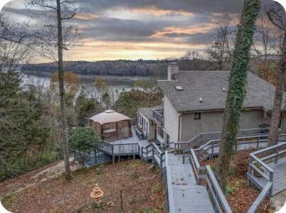 Gathering Place Cumberland Lake