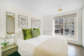 1 bedroom, iron/ironing board, internet