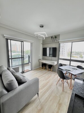 Basic Studio | Living area