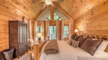 3 bedrooms, desk, free WiFi, bed sheets