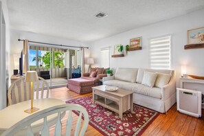 Smart TV - Coastal Cottage - Direct Beach Access (Siesta Key)
