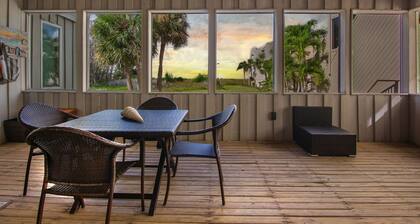 Coastal Cottage - Direct Beach Access