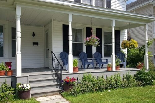 Tranquil Country Home with Small Town Charm