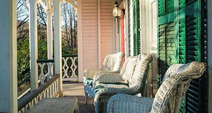 Twin Oaks Near Lake Wallenpaupack | Historic Home
