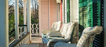 Twin Oaks Near Lake Wallenpaupack | Historic Home