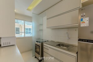 Basic Apartment | Private kitchen
