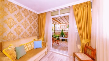 Suite, balkon, uitzicht op zee | Gratis wifi