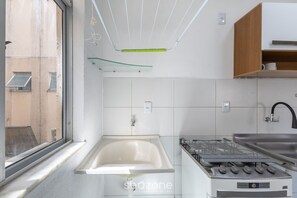 Basic Apartment | Private kitchen