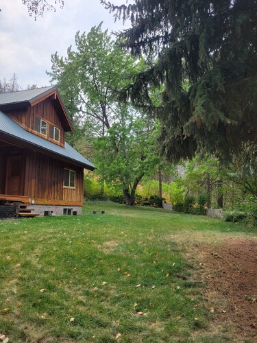 Fir Creek Ridge House Perfect For Groups. Stunning Views Forest Access Sleeps 9+