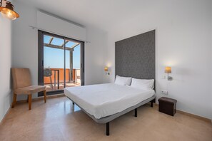 2 bedrooms, iron/ironing board, free WiFi
