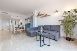TV - Rock Bay II 2456 SEA VIEW PENTHOUSE (Manilva)