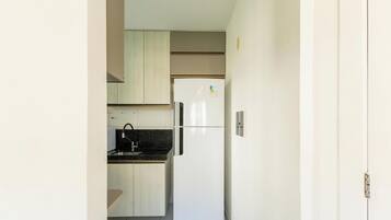 Basic Apartment | Private kitchen