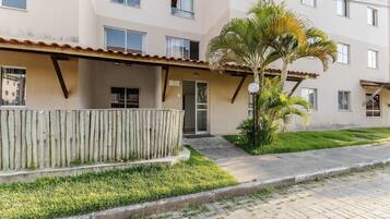 Basic Apartment | Exterior