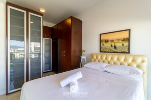 Appartamento Basic | 3 camere, una scrivania