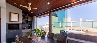 Atico C/jacuzzi en Cond Frente al Mar Vic0401