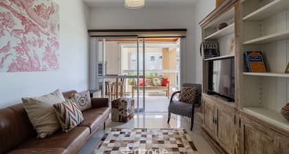 Beachfront apt With Pool and Barbecue. Vic0203