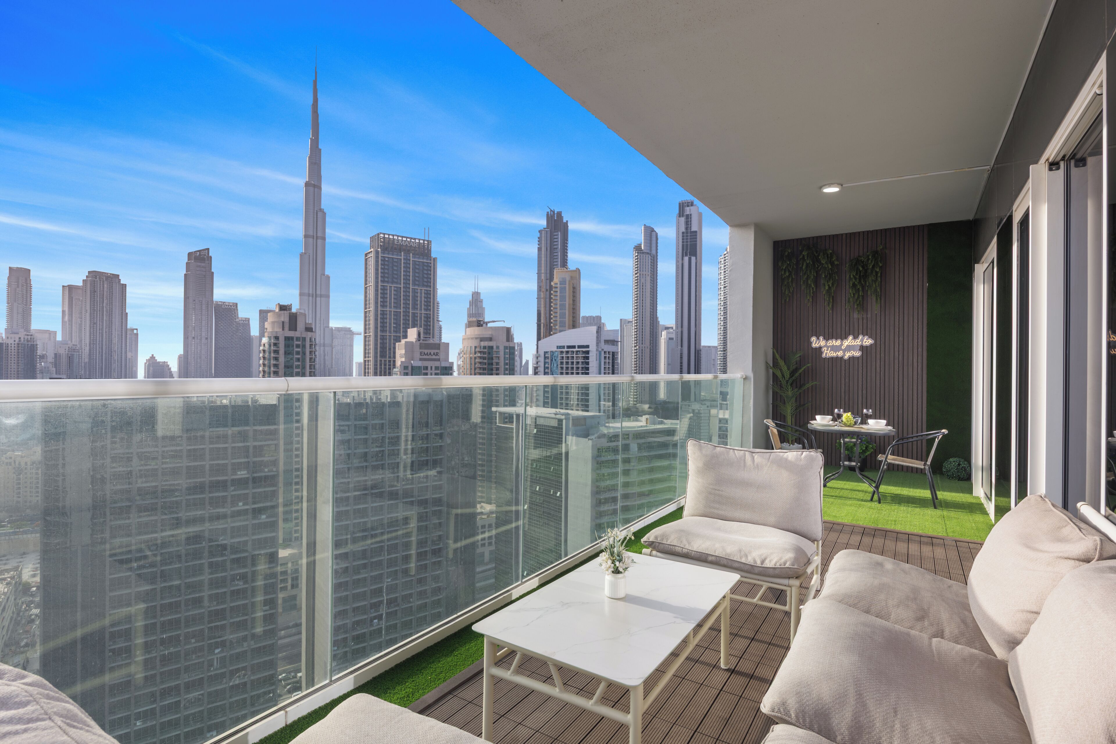 2 Bedroom Apartment - High Floor & Full Burj Khalifa view | Terrace/patio
