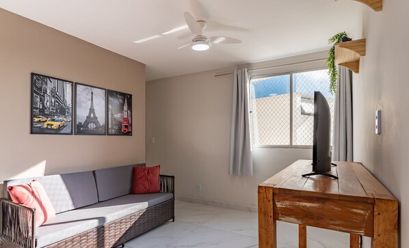 Basic Apartment | Living area - Apartment 500m From the Beach Stp1106 (Guarapari)