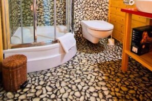 Shower, hair dryer, towels - Double room with breakfast in Świnoujście (Świnoujście)