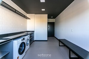 Interior - Studio in Condominium With Pool 700m Beach Sti210 (Florianópolis)