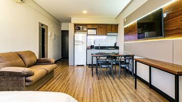 Basic Studio | Living area