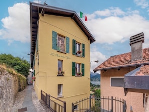 Facciata della struttura