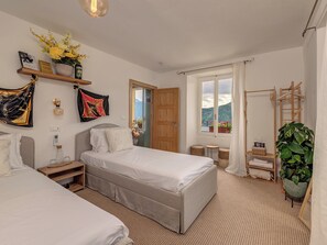 Comfort Twin Room, Lake View | Free WiFi