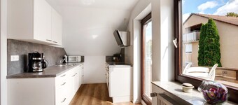 Apartment 'Bempflingen' with Balcony and Wi-Fi