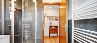 Apartamento 'Bempflingen' con balcón y Wi-Fi
